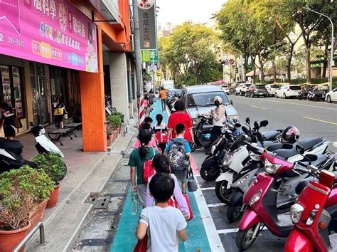 不用與車爭道了！高雄陽明國小通學步道改善完成 生活 自由時報電子報