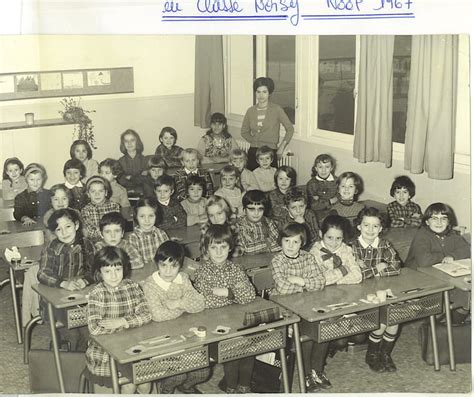 Photo De Classe Ce1 De 1967 Groupe Scolaire Joliot Curie Copains Davant