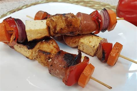 Pincho Mixto Con Queso Ahumado Una Deliciosa Receta