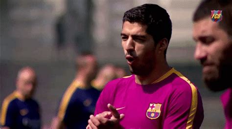 Luis Suarez GIFs - Get the best GIF on GIPHY