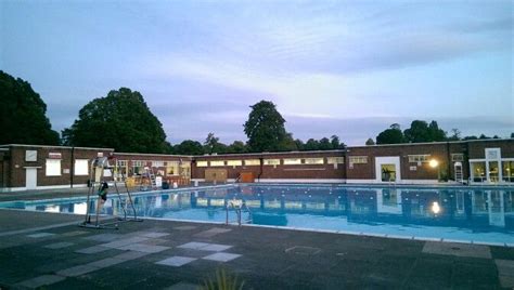 Brockwell Park Lido Outdoor House Styles Outdoor Decor