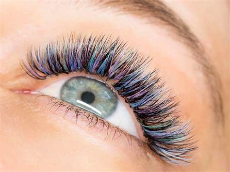 Stunning Coloured Eyelash Extension Courses At Lashtique