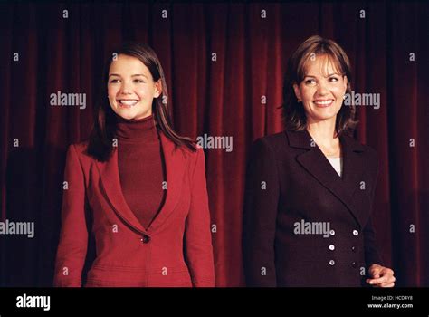 First Daughter Katie Holmes Margaret Colin 2004 Tm And Copyright