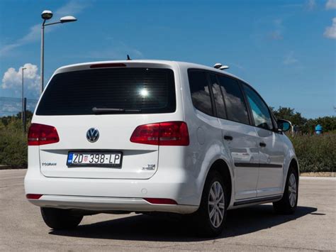 VW Touran 1 6 TDI DSG 216000 Km 7 Sjedala TOP Stanje 2015 God