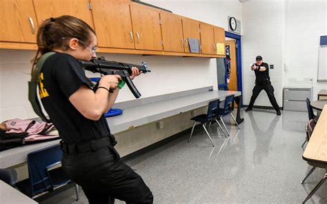 Active shooter scenarios play out in school for Lehigh Valley police ...