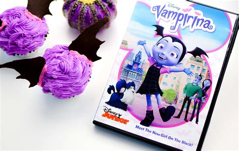 Vampirina Cupcakes - Vampirina Birthday Party Ideas