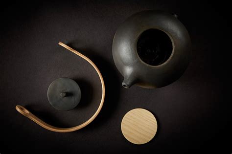 BLACK - TEA SET OF BLACK CERAMICS