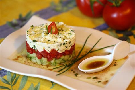 Recette De Tartare De Concombre Tomate Et Feta La Recette Facile