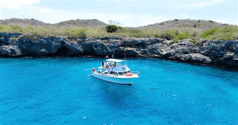 Diving In Curacao With Ocean Encounters Padi And Ssi Dive Shop