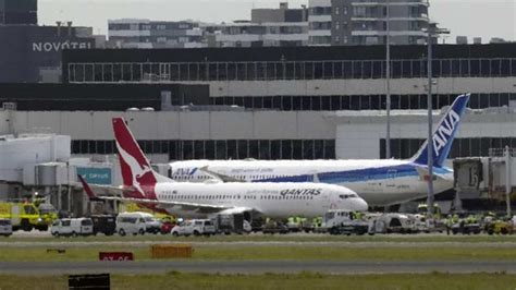 Qantas Flight Lands Safely In Sydney After Mid Air Mayday World