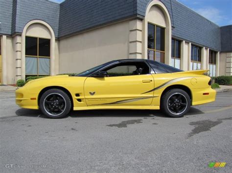 2002 Collector Edition Yellow Pontiac Firebird Trans Am Ws 6 Coupe