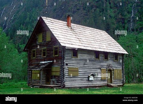 Enchanted Valley Chalet Stock Photo - Alamy