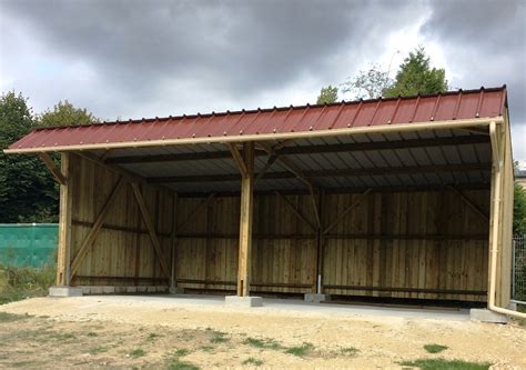 Hangar à fourrage en bois pour chevaux dimensions au choix