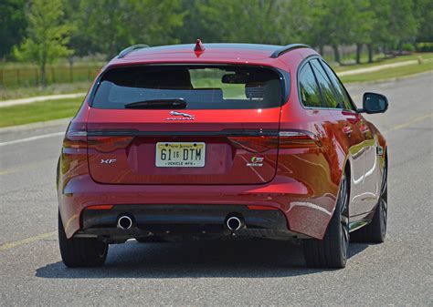 2018-jaguar-xf-s-awd-sportbrake-rear-1 : Automotive Addicts