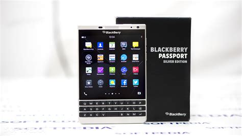 BlackBerry Passport Silver Edition Review - Too Little and Possibly Too ...