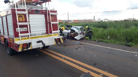 BR 452 em Uberlândia registra acidentes mortes no fim de semana