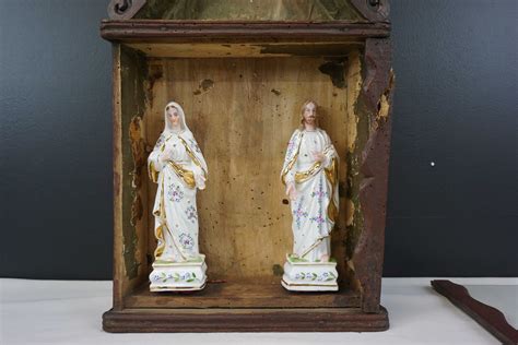 Zabytkowa Ludowa Kapliczka Matka Boska Jezus Figurka Porcelanowa