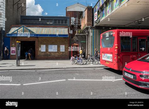 Ladbroke Grove Tube Station Hi Res Stock Photography And Images Alamy