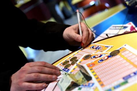 Euromillions Ces Trois Amis D Enfance Se Partagent Un Million D Euros