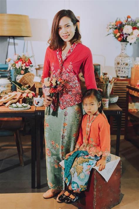 baba nyonya clothing good throw newsletter pictures