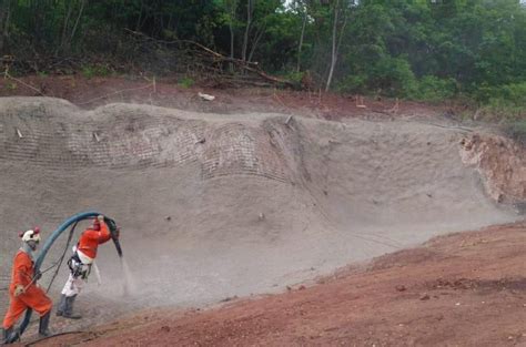 CONTENÇÃO DE ENCOSTAS RAPEL E DRENAGEM Atlas Engenharia e