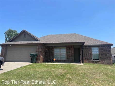 3 Br 2 Bath House 2504 Hunters Ct House Rental In Claremore Ok