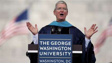 Apple Ceo Tim Cook Gives Commencement Speech