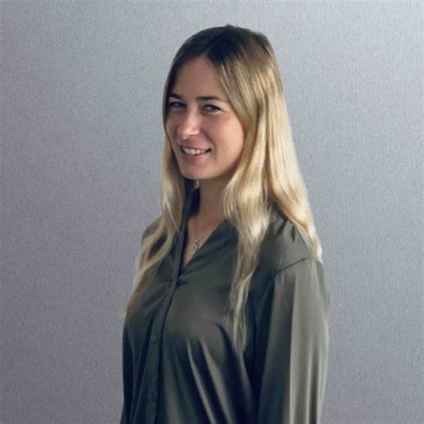 Nina Forster UI UX Designer J Pröpster GmbH XING