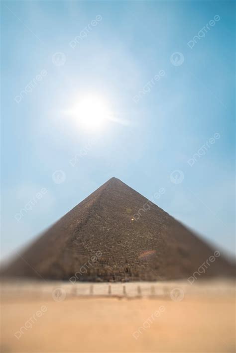 Gambar Piramida Besar Giza Foto Latar Belakang Dan Gambar Untuk