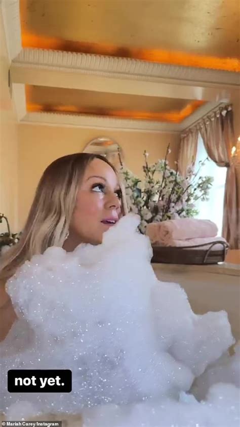 Mariah Carey Soaks In A Bubble Bath And Teases The Return Of Her Hit