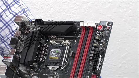 Asus Rog Maximus Vi Hero Motherboard Overview Youtube