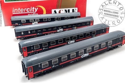 Salento Railroad Rail Model Shop ACME 55265 Set Of 4 Cars FS Night