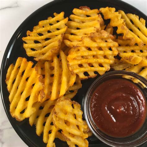 Waffle Fries in Air Fryer Recipe Time and Temp (Alexia, Ore-Ida)