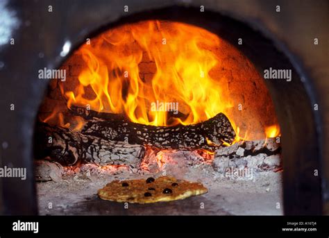 pizzeria pizza fire wood oven Italian Pizza chef at his wood fired oven ...