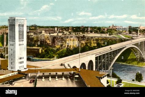 Rainbow Bridge. Niagara Falls. 1953 Stock Photo - Alamy