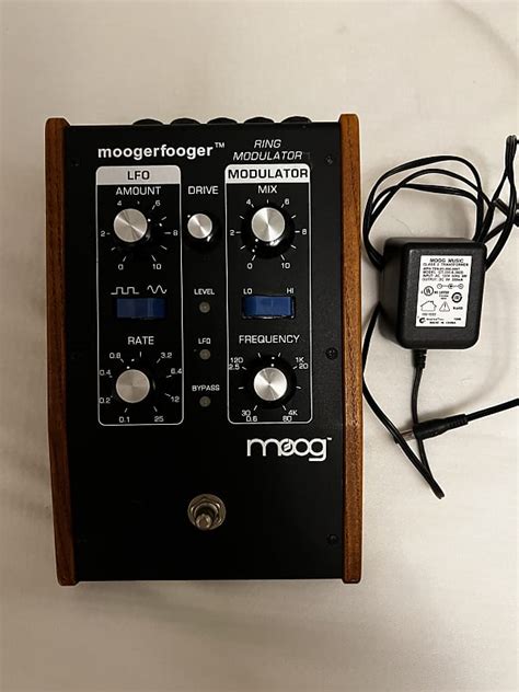 Moog Moogerfooger Mf 102 Ring Modulator Reverb