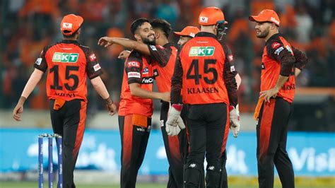 Ipl Pat Cummins In Line For Sunrisers Hyderabad S Captaincy