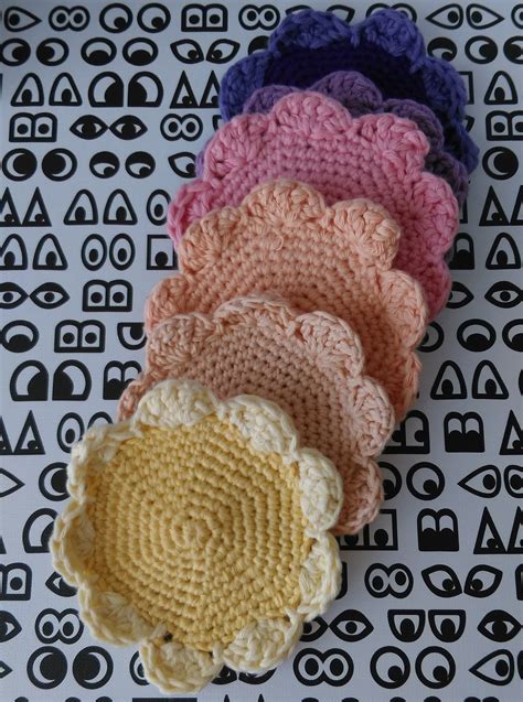 DIY Fleurs Sous Verres Au Crochet