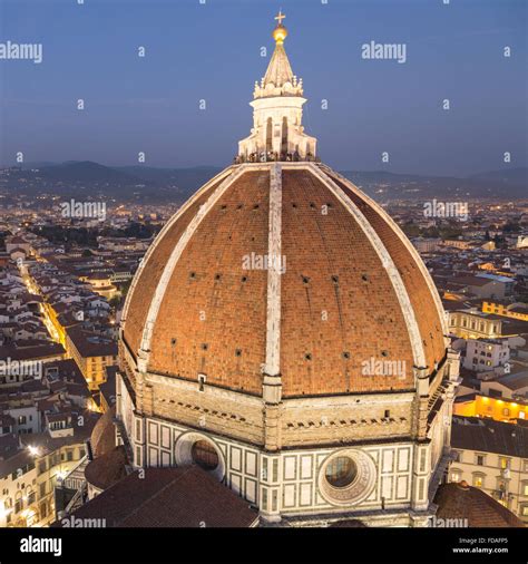 Florence Cathedral, dome with historic centre at dusk, Florence ...