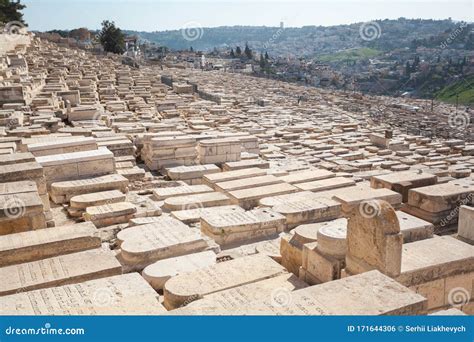 Mount of Olives Cemetery in Jerusalem, Israel Editorial Photo - Image ...