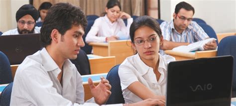 Best BCA College in Delhi | BCA Admission 2023 - JIMS VK II