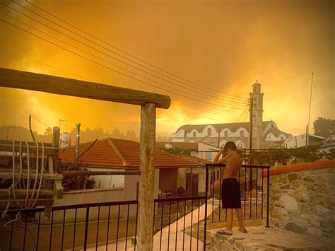 Four Dead From Devastating Cyprus Forest Fire Reuters