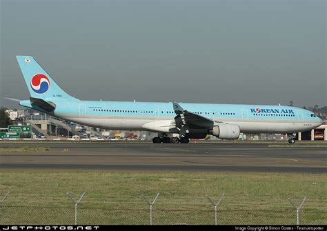 HL7586 Airbus A330 323 Korean Air Simon Coates JetPhotos