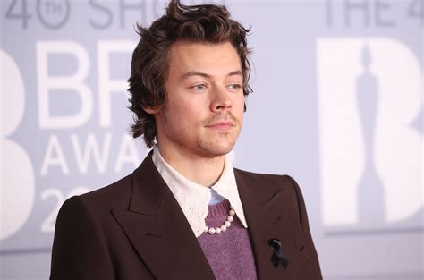 Harry Styles Attends Agent Jeffrey Azoff S Wedding With Olivia Wilde