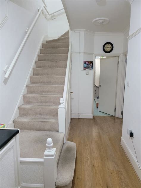 Surbiton Bed Semi Detached House Hook Rise North Kt To Rent