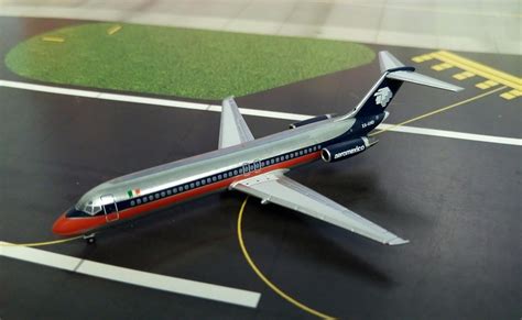 Aero Mexico Polished DC 9 32 XA AMD Aero Classics AC419382 Scale 1 400