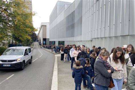 Comme un concert de Mylène Farmer à Rennes plus de 3 000 personnes