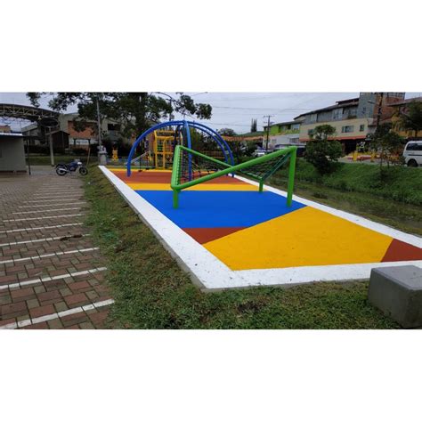 Piso Sintetico Para Parques Infantiles