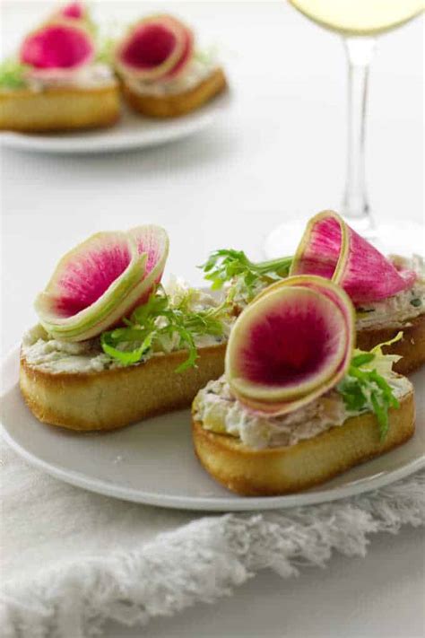 Watermelon Radish And Goat Cheese Crostini Savor The Best