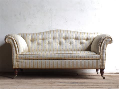 Antique Sofa Styles Guide | Baci Living Room